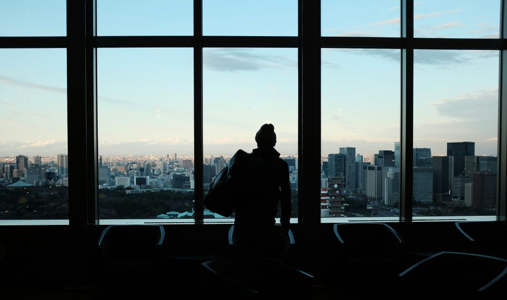 How to Travel Efficiently for Business When It Comes to Valentine’s Day